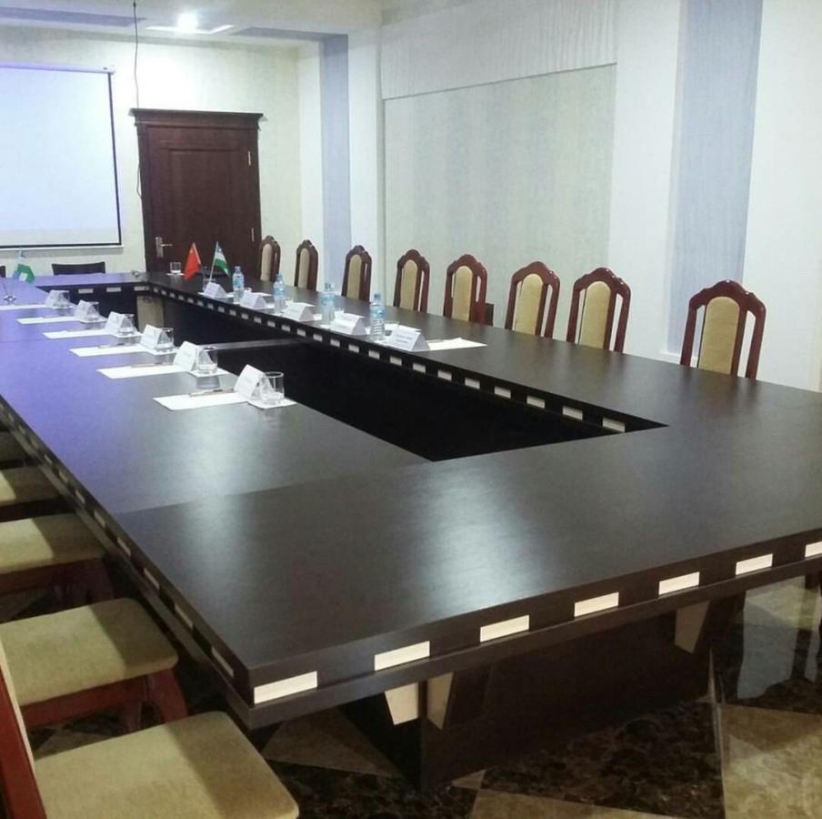 Hotel Afrosiyob Qarshi 外观 照片